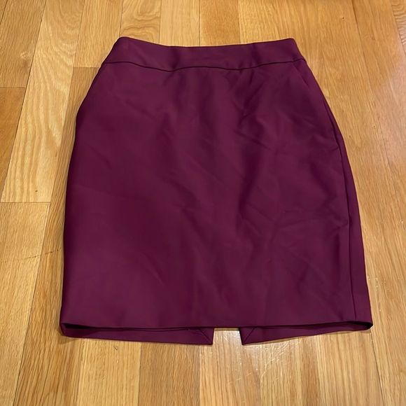 Express Dresses & Skirts - NewModified title: EXPRESS Womens Skirt Size 4 Cranberry New